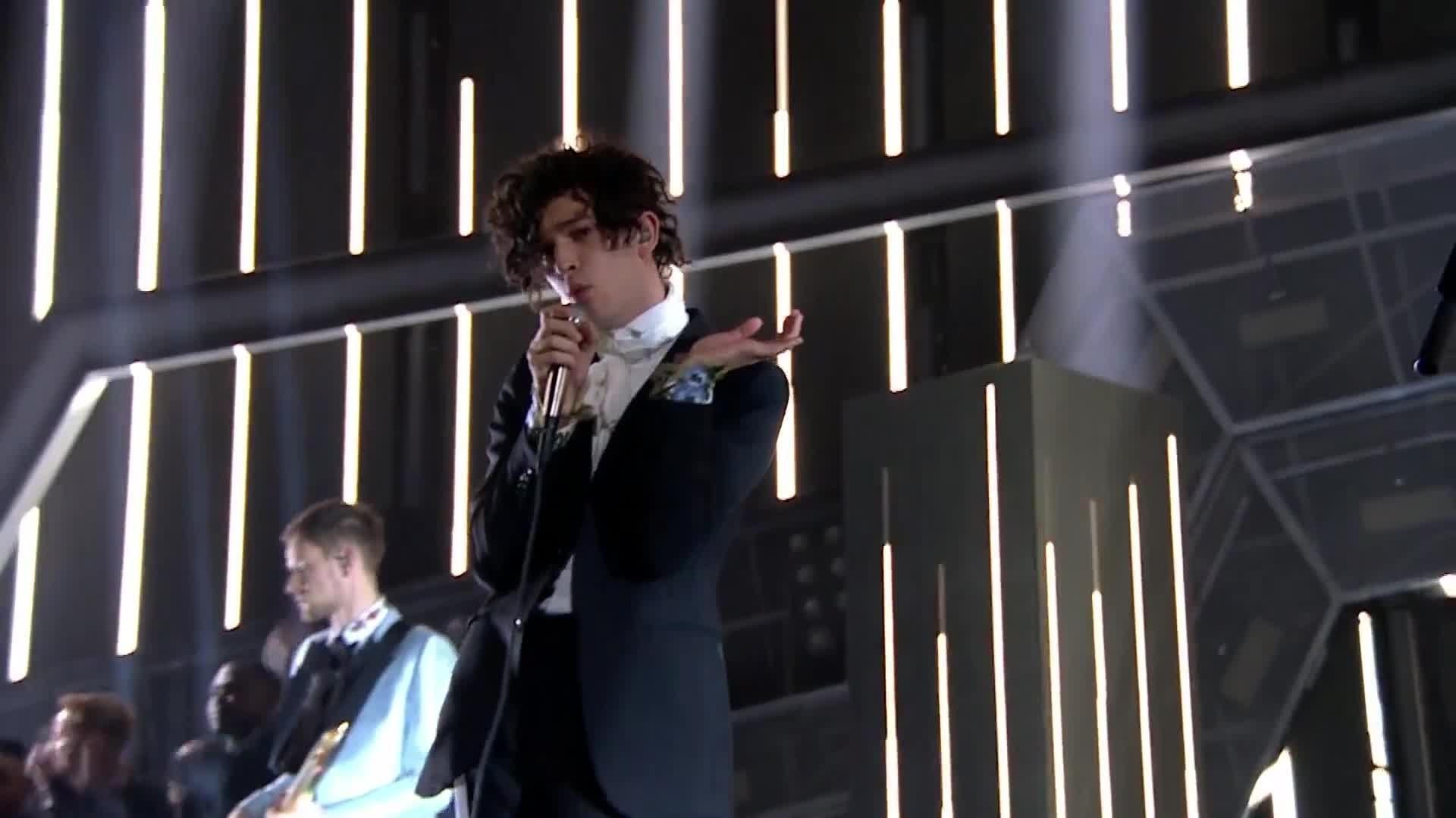 The 1975 - The Sound (Live on BRIT Awards 2017)