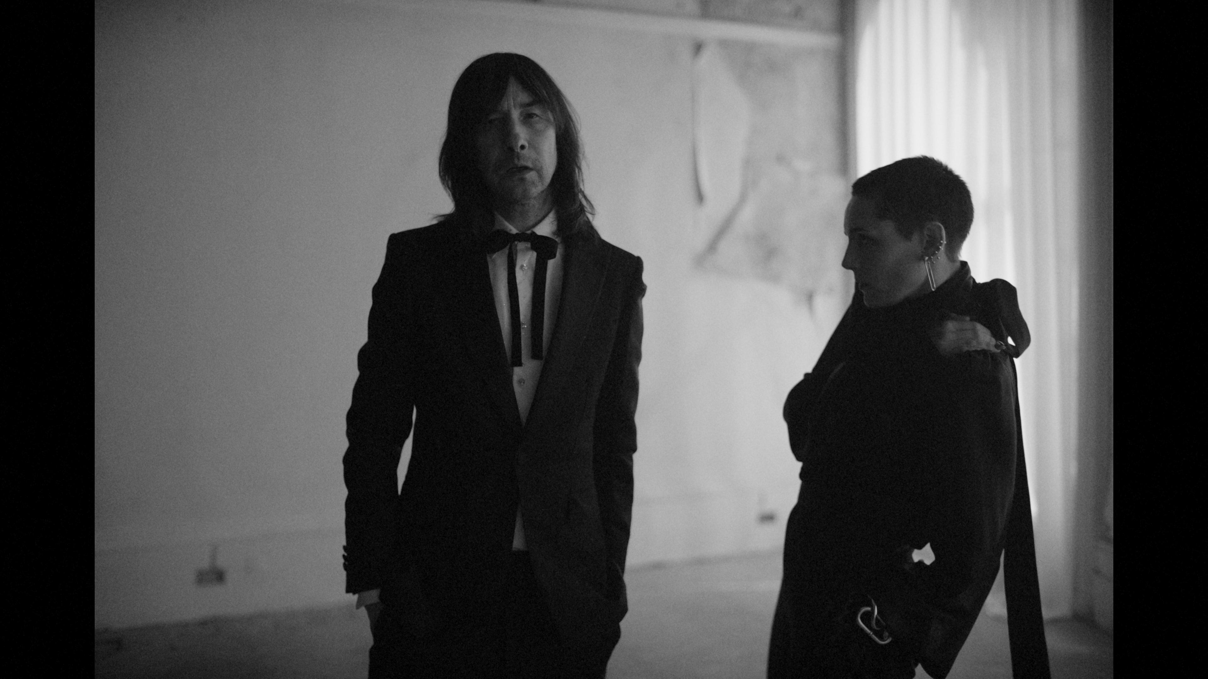 Bobby Gillespie - Chase It Down (Official Video)