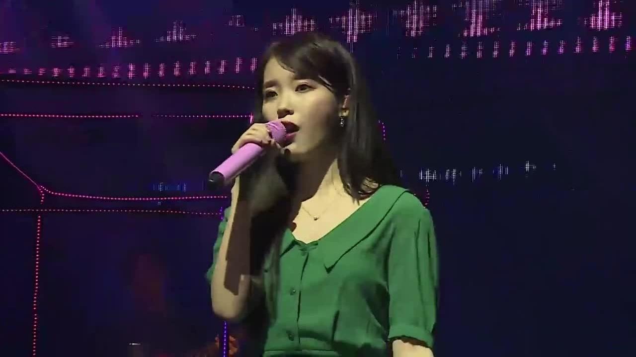 IU - 사랑이 잘(爱情不太顺) 2017 IU Tour Concert ‘Palette’ in Hong Kong 17/11/25 现场版