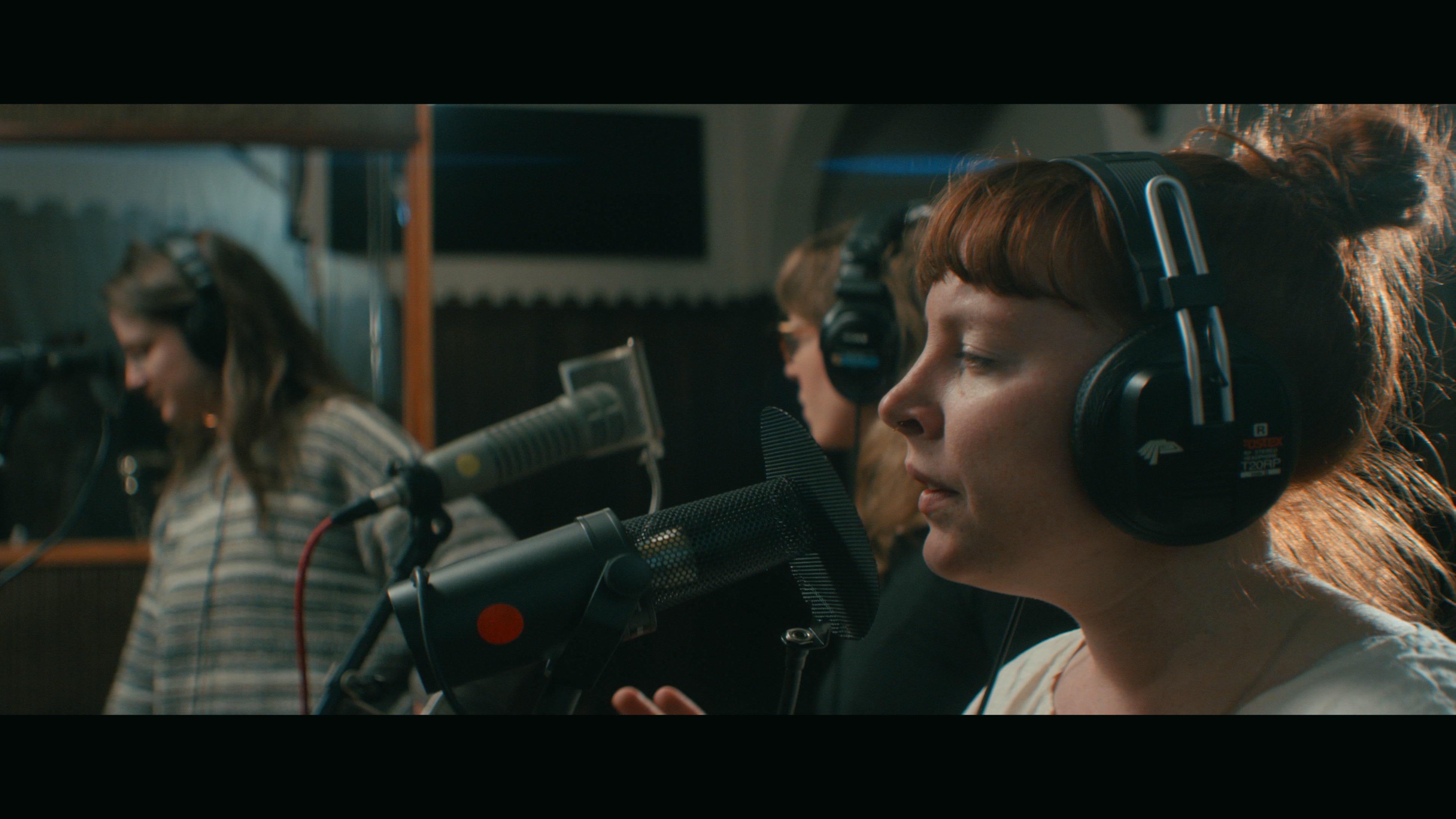 Sylvan Esso - Die Young (Echo Mountain Sessions)