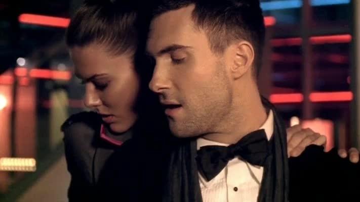 Maroon 5 - Makes Me Wonder