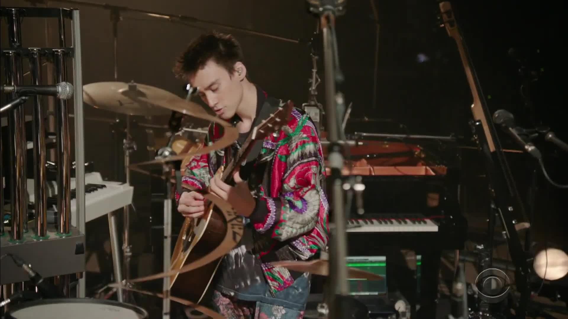 Jacob Collier - Sleeping On My Dreams (Live)