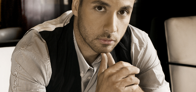 Howie D