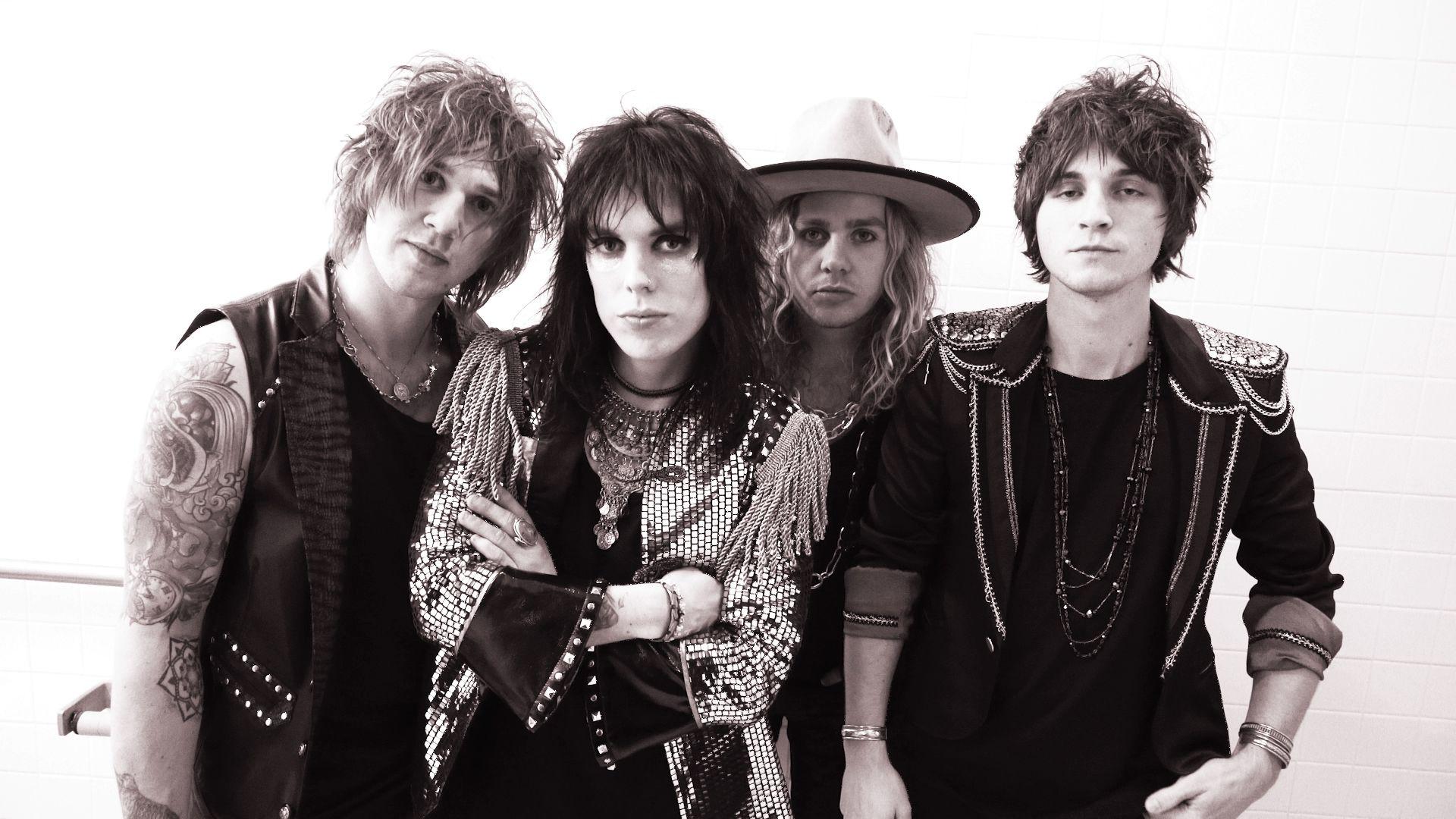 The Struts - Kiss This (American Tour 2015)