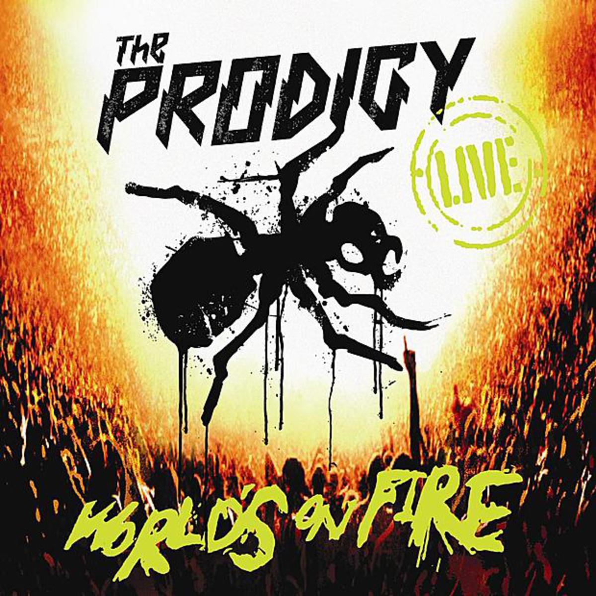 World\'s On Fire (Live)专辑