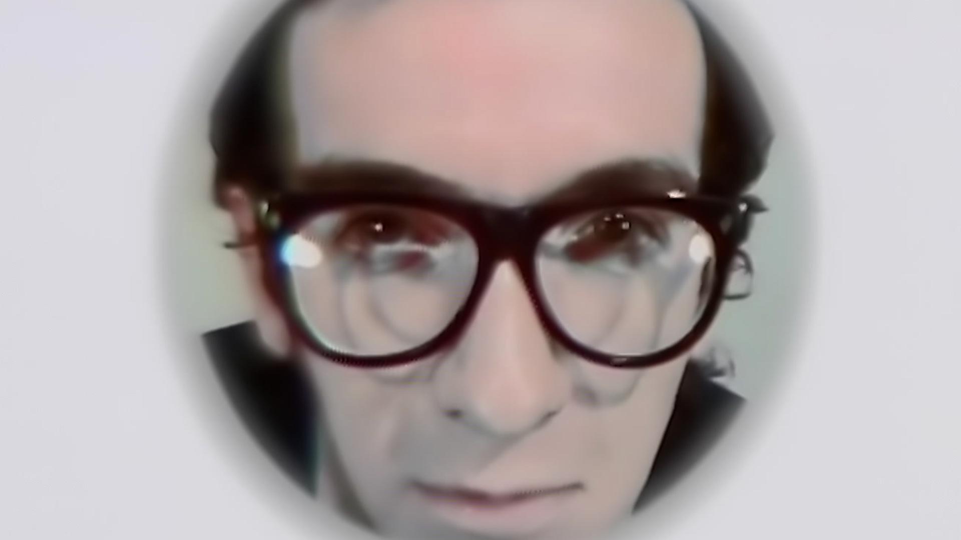 Elvis Costello & the Attractions - Pump It Up