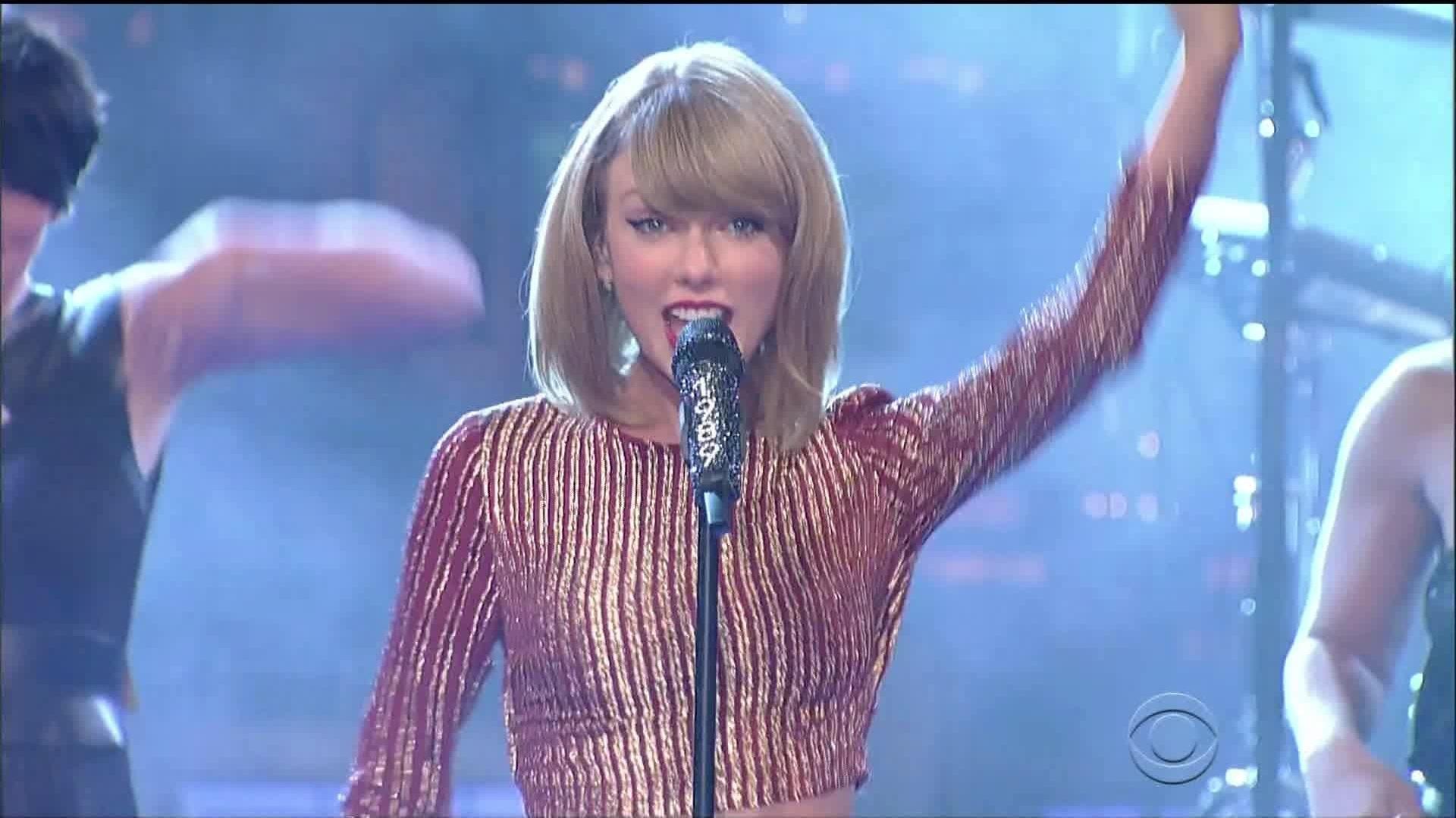 Taylor Swift - Shake It Off (The Thanksgiving Day Parade)