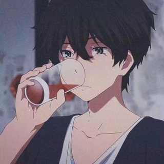 "你能容纳世界 却容不下我”