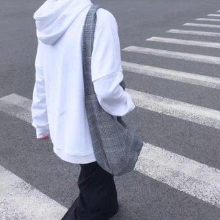 忘掉种过的花 去爱有结果的树