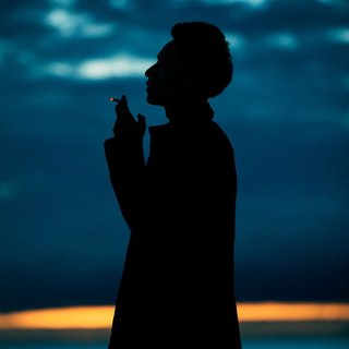 不是不想，而是不敢