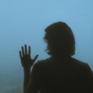 虽然这世界复杂喧哗，但我会用尽一切奔向你