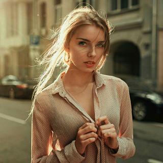 「欧美女声」-冰雪之巅升起的明月