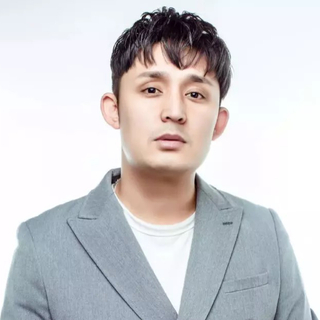 【维吾尔族歌手】Bilal Enwer