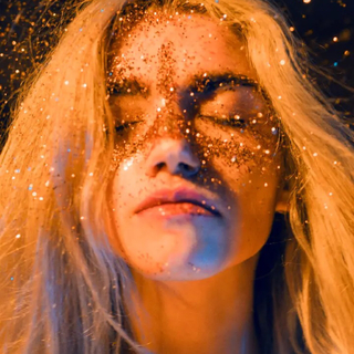 触电Drop｜迷离夜色 万花筒般的如梦如幻