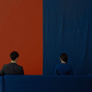 因为有你，荒芜世界我不再是一人‘.