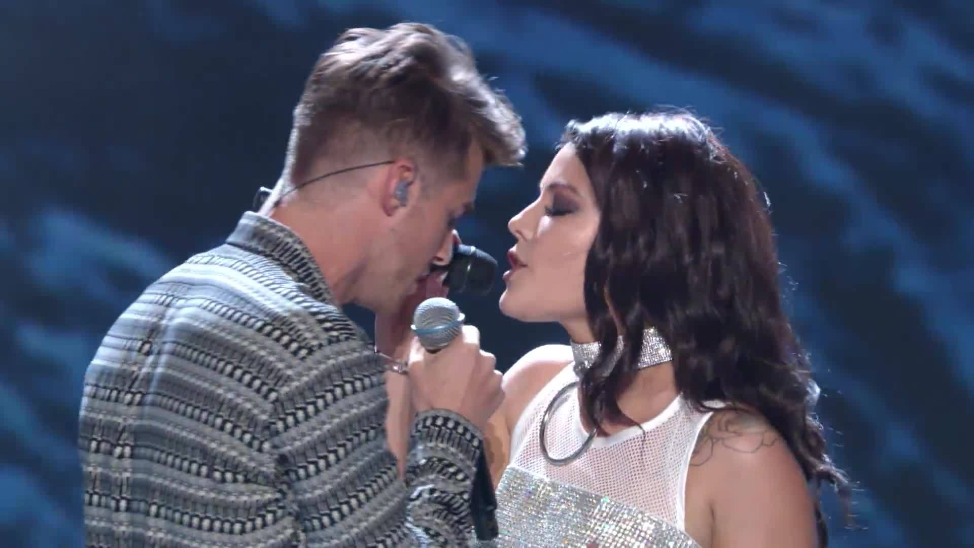 猹弟的视频烟鬼组合联手halsey超赞现场帅. 来自布丁不是卟 - 微博