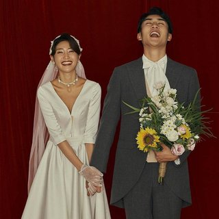 每个人都想，有一场从校服到婚纱的恋爱