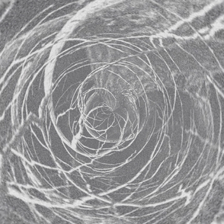 「宝藏中文」彩色浪漫与黑白情调