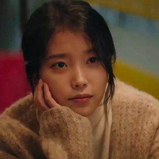 这个季节很干净没有故事也没有你