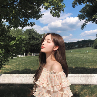 单曲循环的歌词里都是遗憾