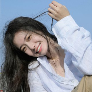 记得在这杂乱的生活里，每天带点笑意