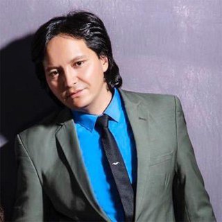 维吾尔族歌手AliKiroran