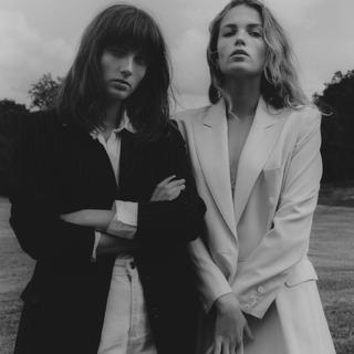 酷感向/黑白交织的率性姿态