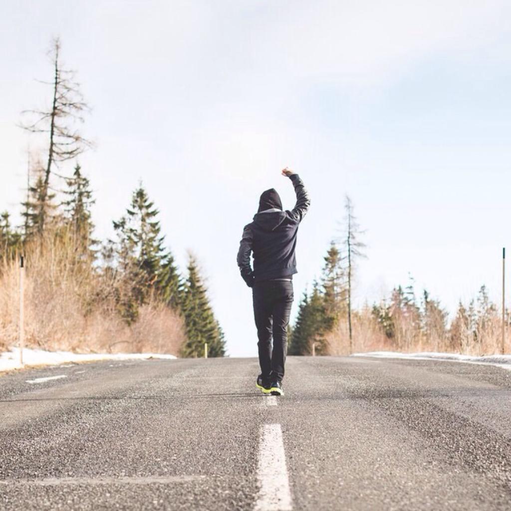 欧美挥挥手告别那个软弱的自己