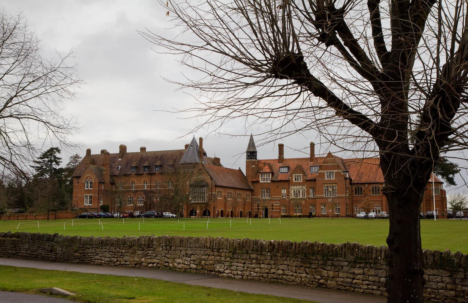 位於牛津郡的abingdon school(阿賓頓學校)