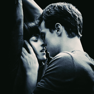 你要不要陪我喝我放在屋顶的酒°