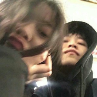 “鸿是江边鸟”“您是心上人”