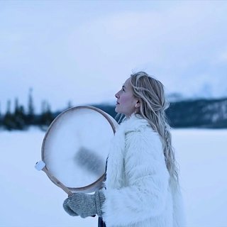「空灵飘渺」冰天雪地中的绝美吟唱