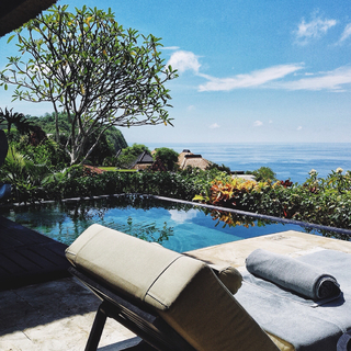 盛夏光年-极具未来感的清新电音