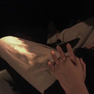 歌单/"在这路遥马急的人间 你记得我几年"