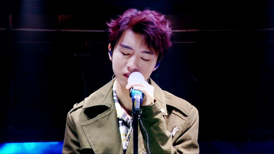 l王俊凯   树读(我们的乐队 导师solo live版.