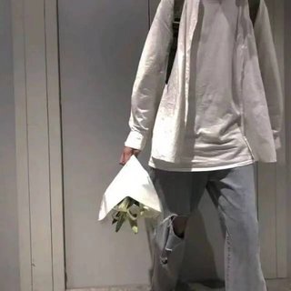 请你用绝对清醒的理智压抑不该有的情绪。