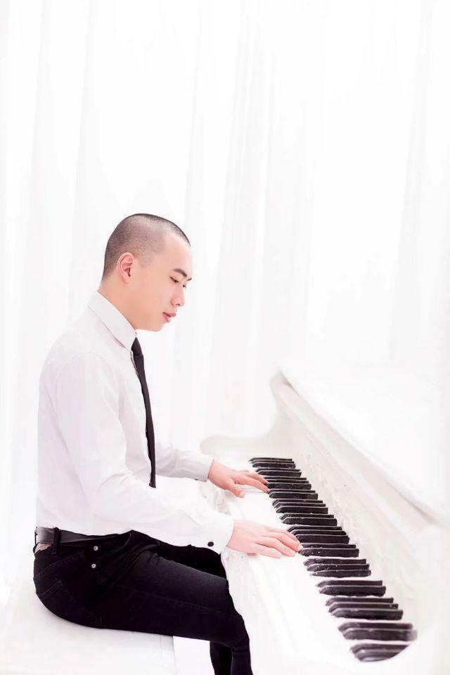 歌手:田茂盛 发行时间:2018-08-27 播放 收藏 (4