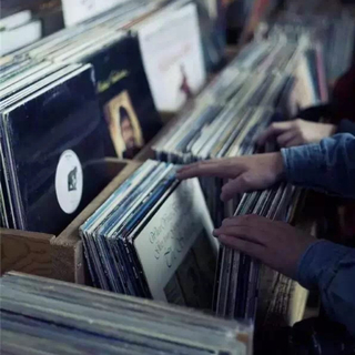 【街角邂逅的唱片店〗