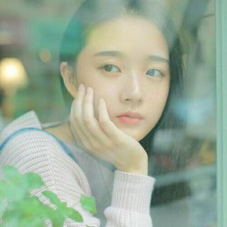 青春是一本书，故事越翻越少