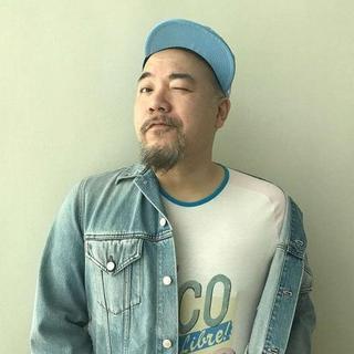 有一种“狠”叫黄伟文