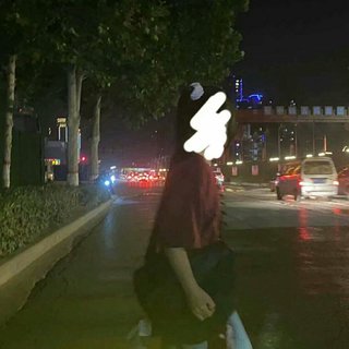 不是花火呀、火羊瞌睡了