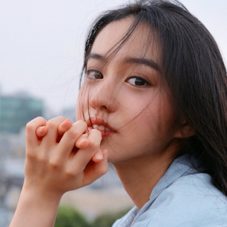 与往事和解，努力在平淡的世界一起闪闪发亮