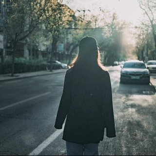 “平凡的一天，因为有你而不平凡”