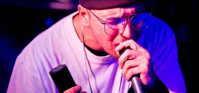 菲如·努尔兰 - 歌手 - 网易云音乐