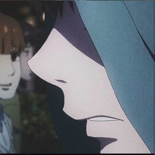嘘，一个人听。
